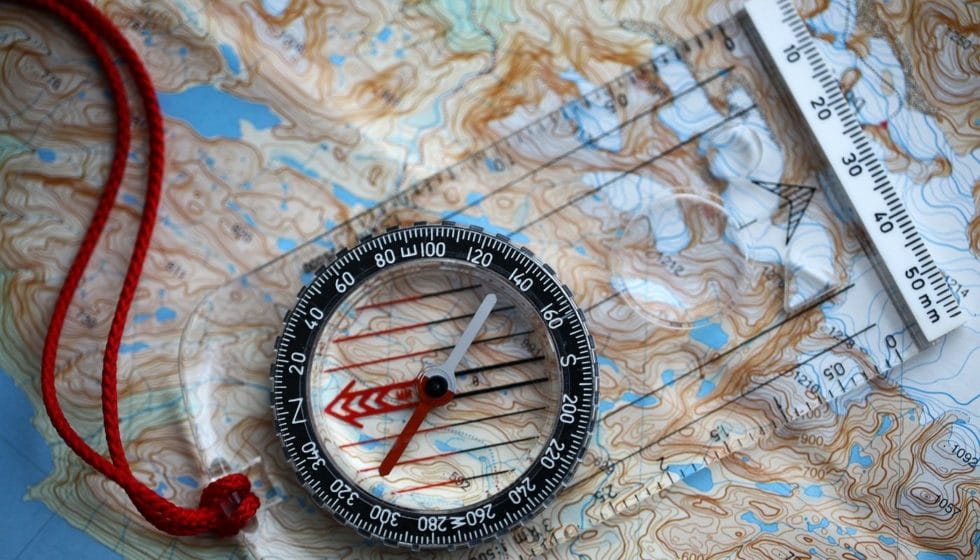 Orientation : carte, boussole et GPS - Allibert Trekking