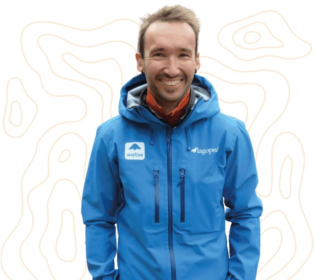 Mickael-Nazon-guide-de-trekking-expert-du-Grand-Nord-min