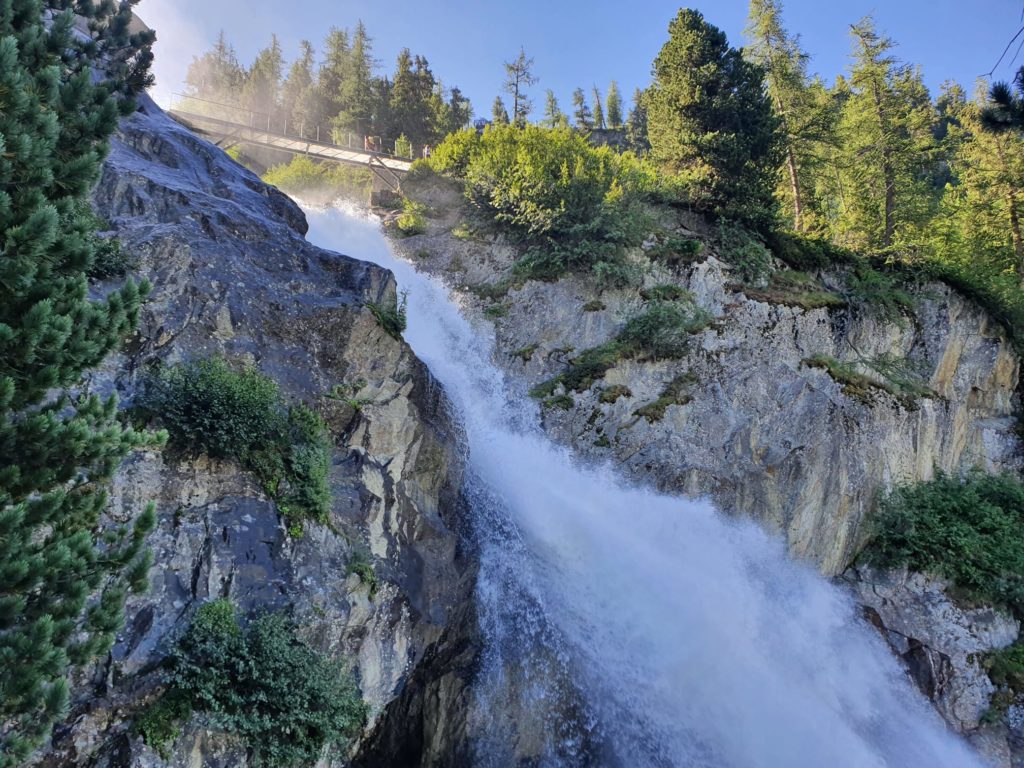 Photo d'une cascade du Ruitor