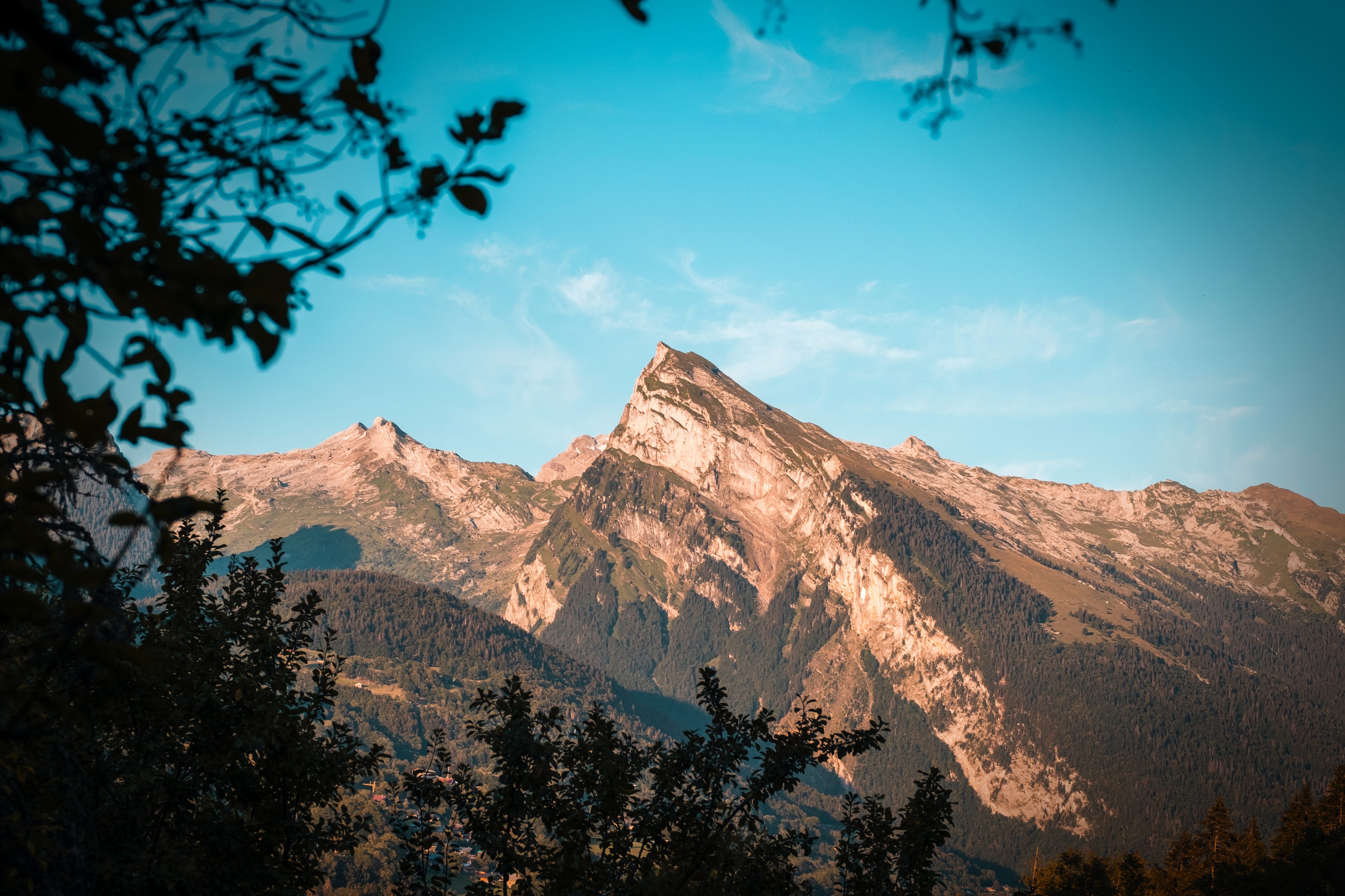 Montagne au coucher du soleil