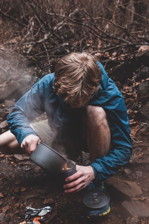 Preparing food in mountain