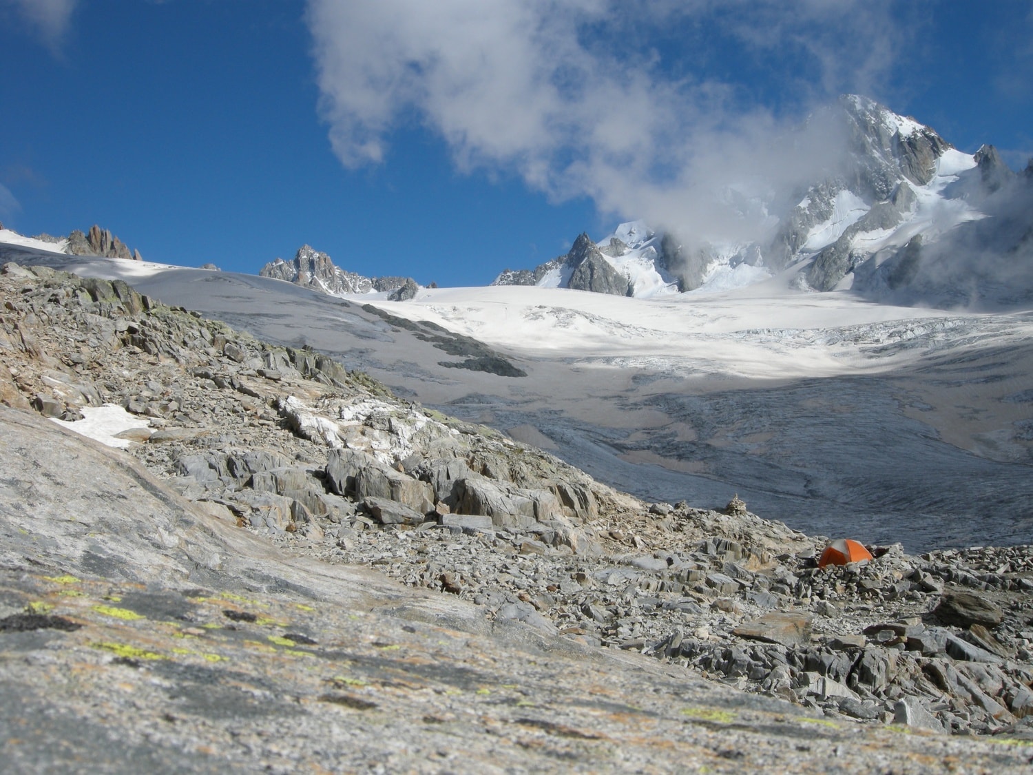 A tent on the Tour du Mont Blanc route