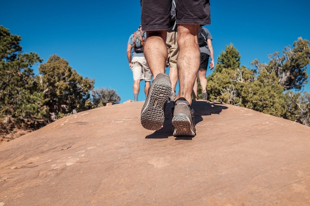 rigidité de la semelle des chaussures de trek et de randonnée