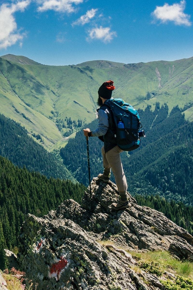 matériel pour le tour du mont blanc : un sac de randonnée